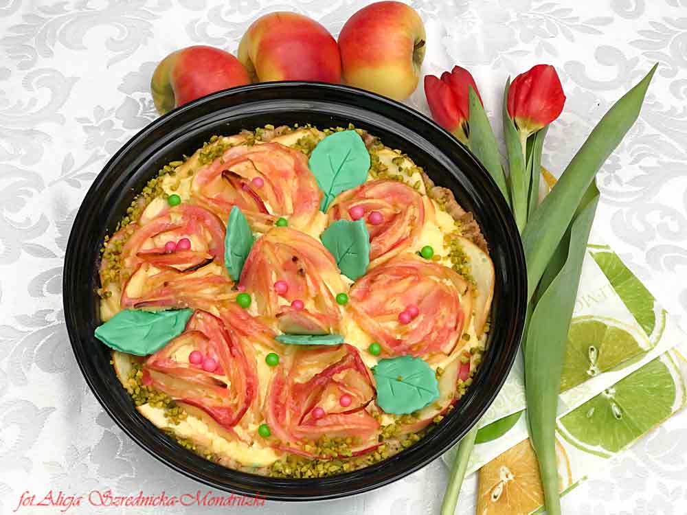 Jabłkowo  - różana tarta