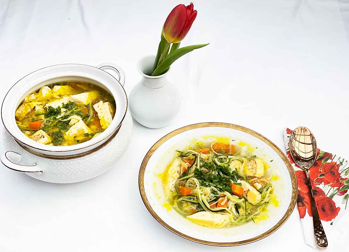 Rosół z cukinią i Eierstich