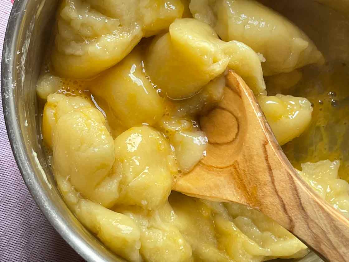 zagotowane ciasto na ptysie