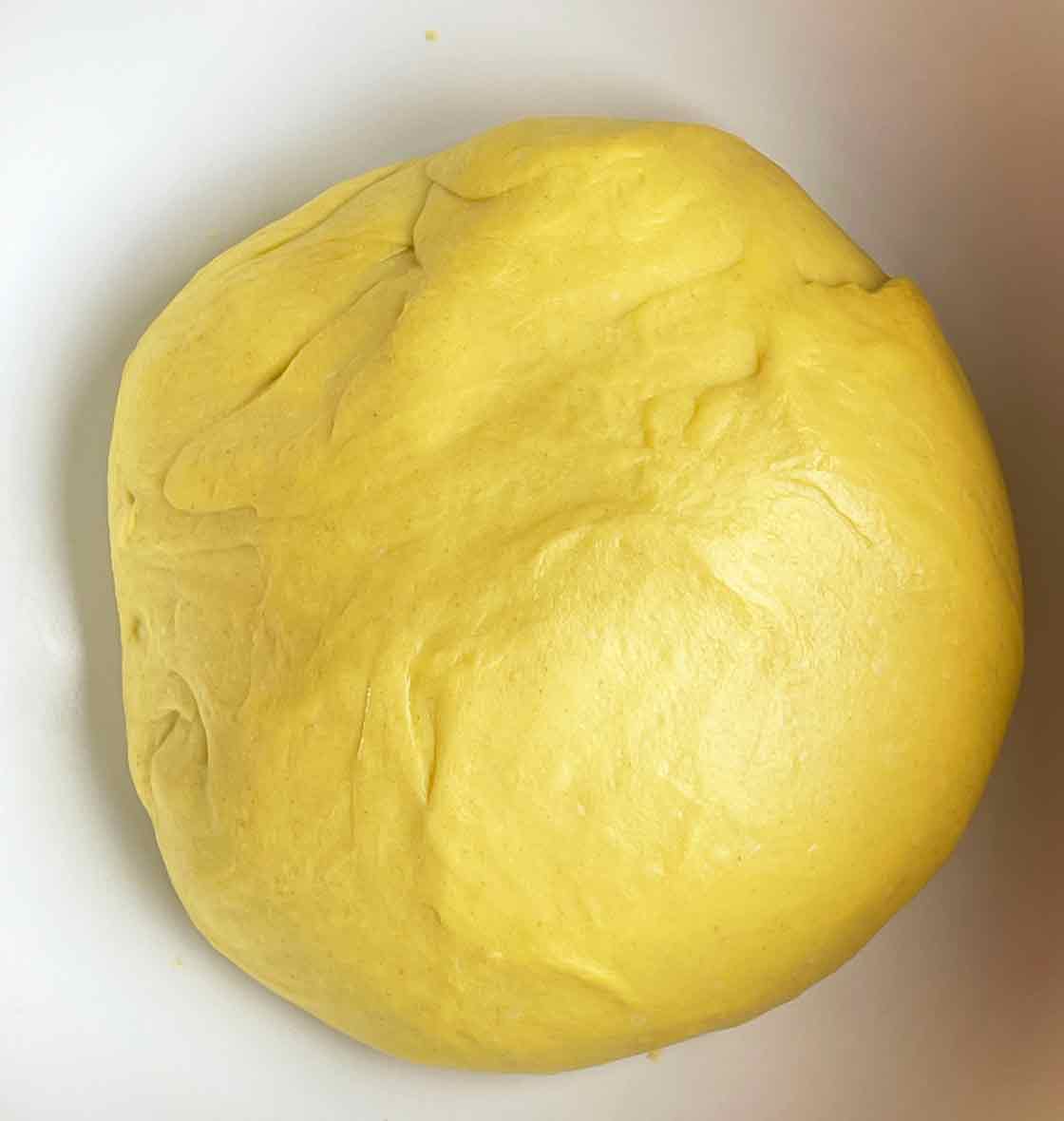 ciasto na bułeczki Lussekatter