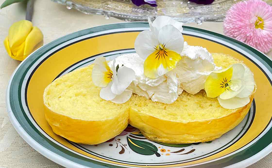 Lussekatter-szwedzkie-bułeczki