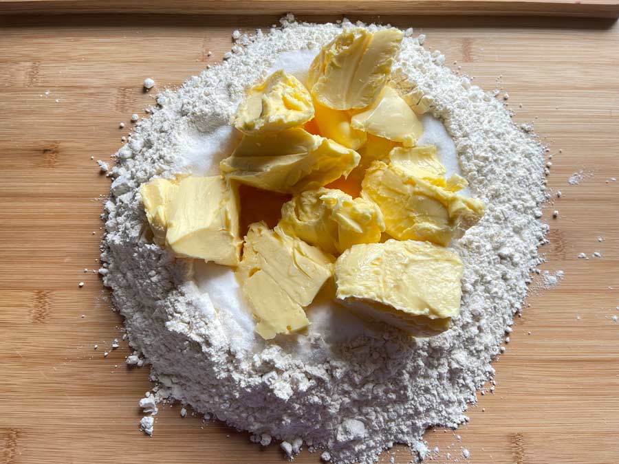 Francuskie ciasteczka z marmoladą