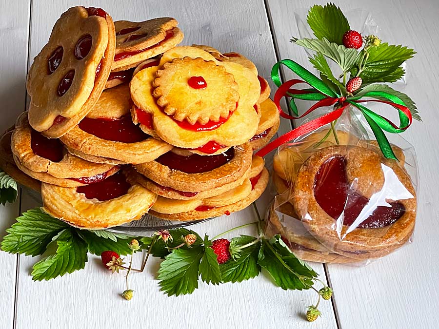 Francuskie ciasteczka z marmoladą