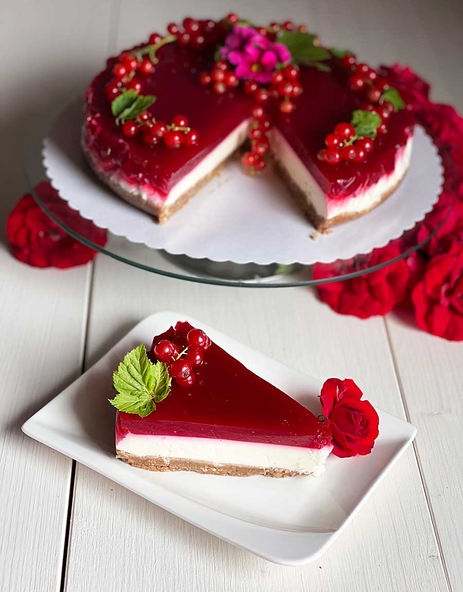 Porzeczkowy tort ze Skyrem