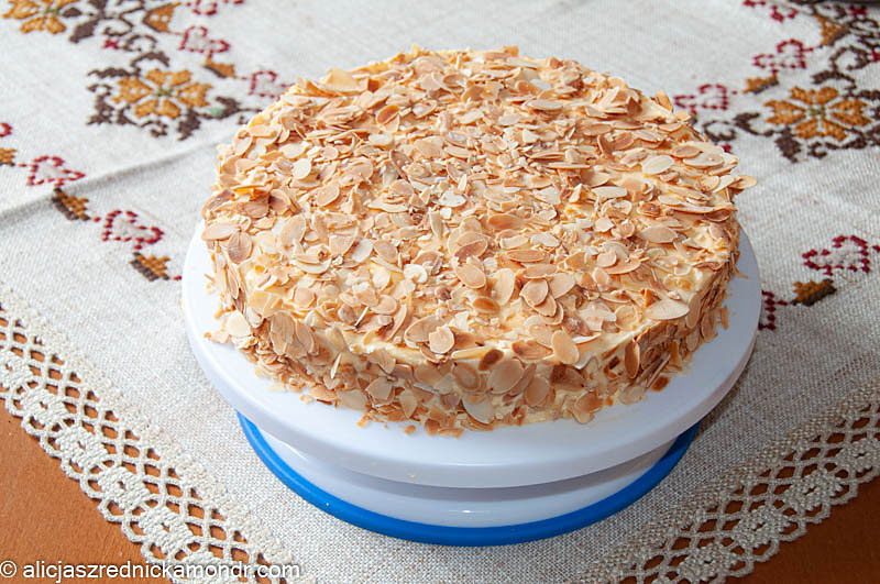 szwedzki-tort-migda-owy-alicja-piecze-i-fotografuje
