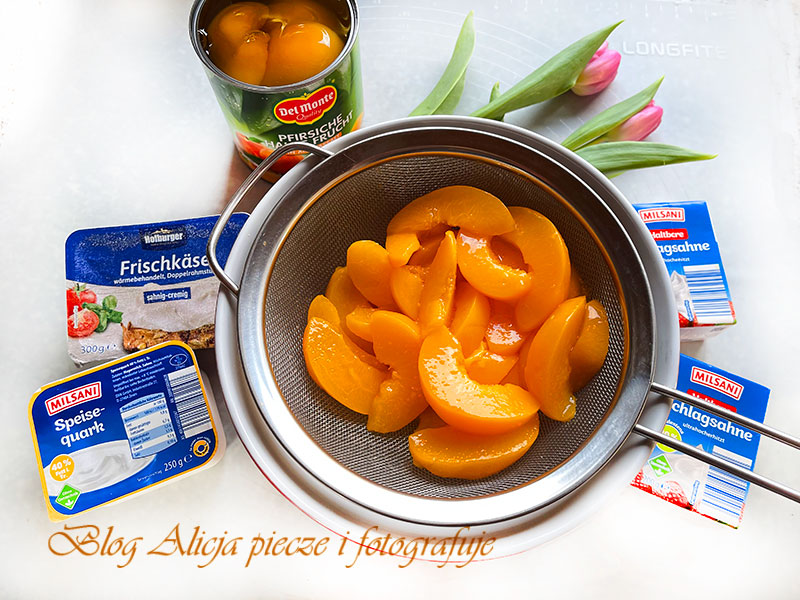 Tort-granola - brzoskwiniowy