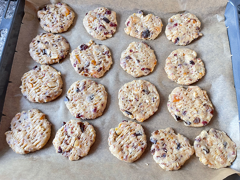 Ciastka bez cukru z lawendą 
