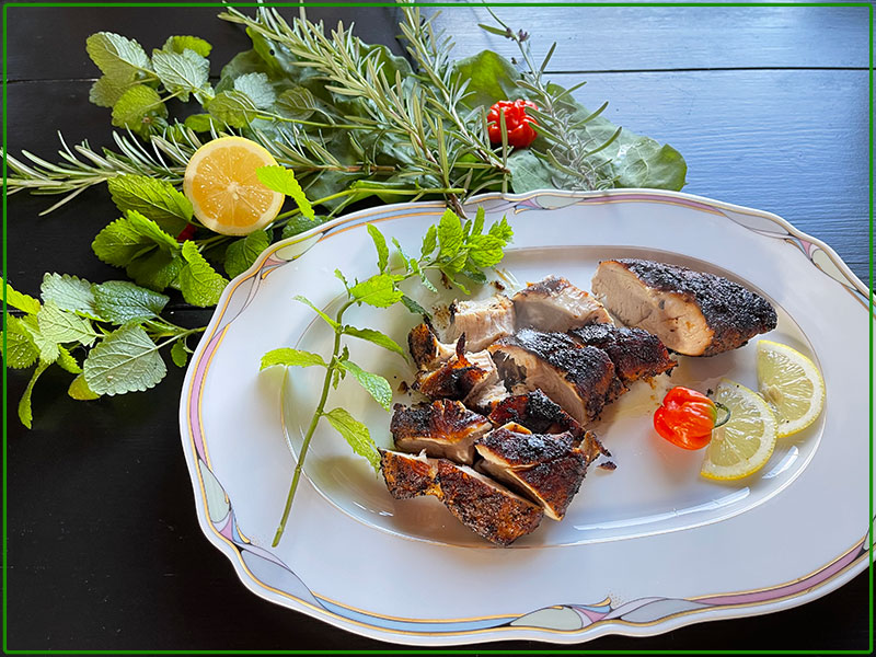 Polędwiczka w kawie z makaronem w sosie porowym