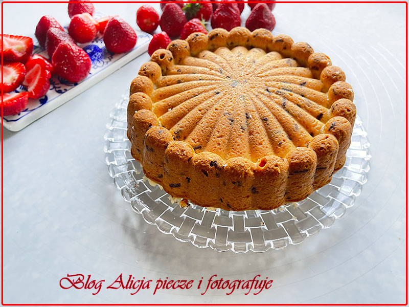 Rajskie ciasto truskawkowe