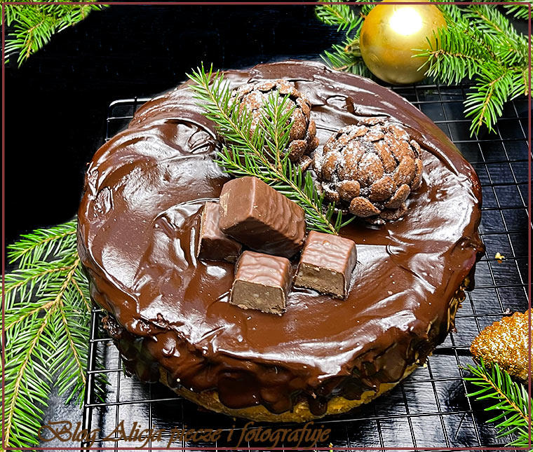 Sernik z czekoladą i Michałkami