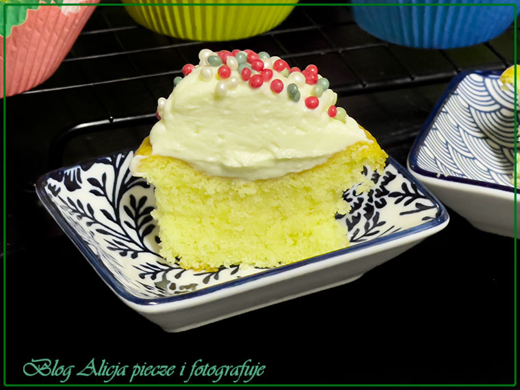 Babeczki waniliowe amerykańskie