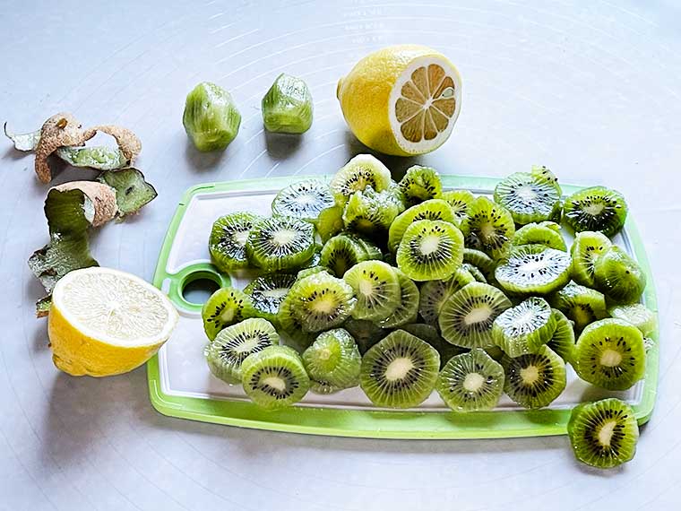 kiwi do fruzeliny do Kiwi-Tort