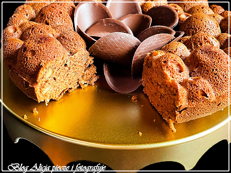 Kakaowa babka z białek jaj