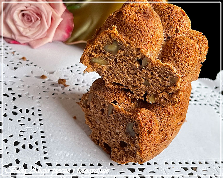 Kakaowa babka z białek jaj