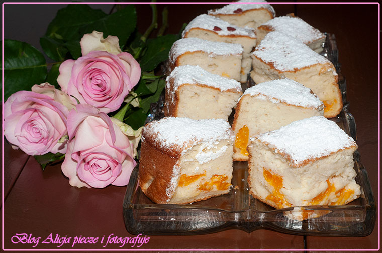 Mandarynkowe ciasto białkowe