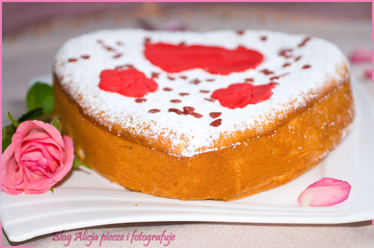 Mandarynkowe ciasto białkowe