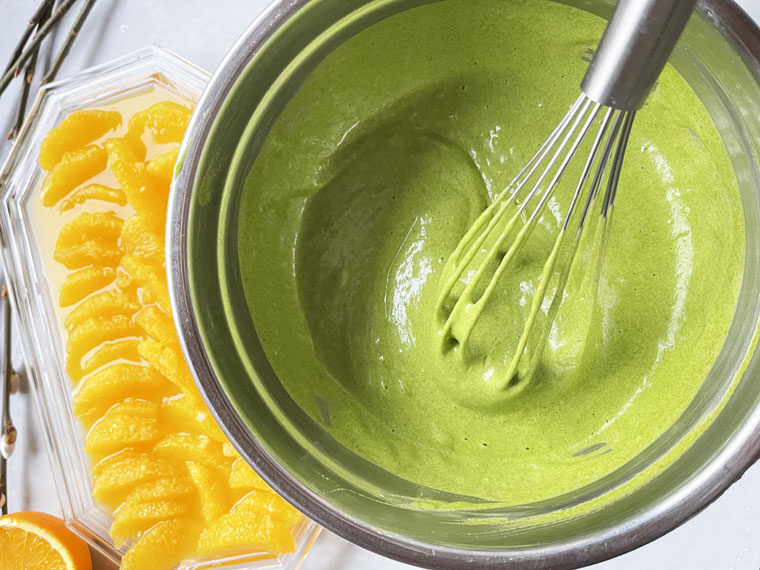 Szpinakowo -serowy tort z pomarańczami