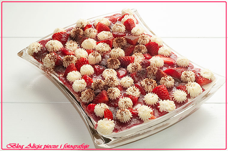 Tiramisu z truskawkami