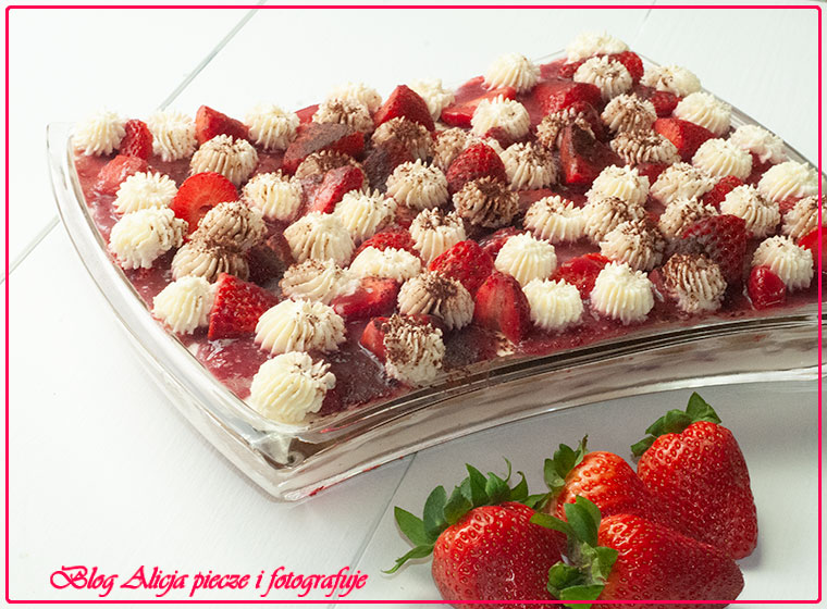 Tiramisu z truskawkami