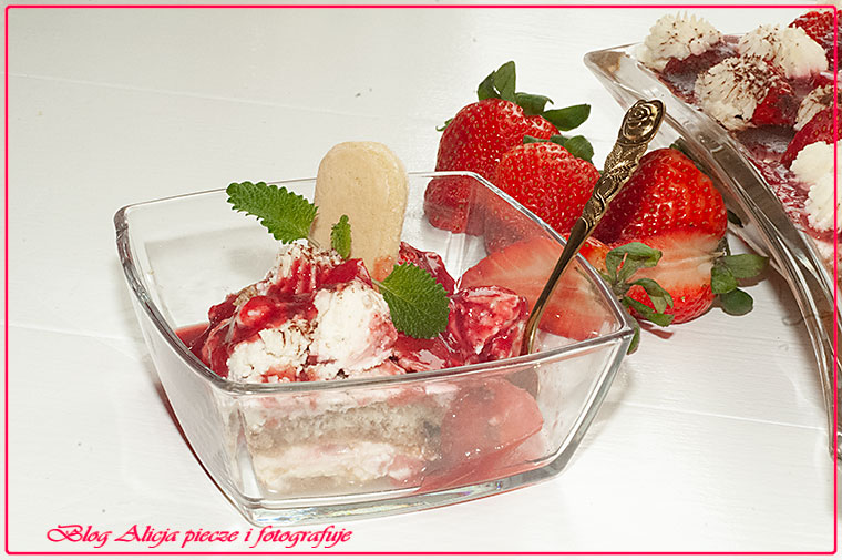 Tiramisu z truskawkami