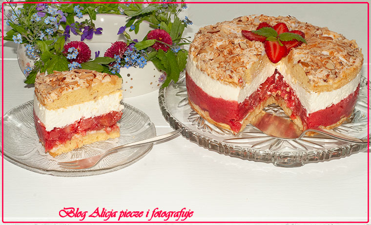 Rabarbarowy - tort - truskawkowy