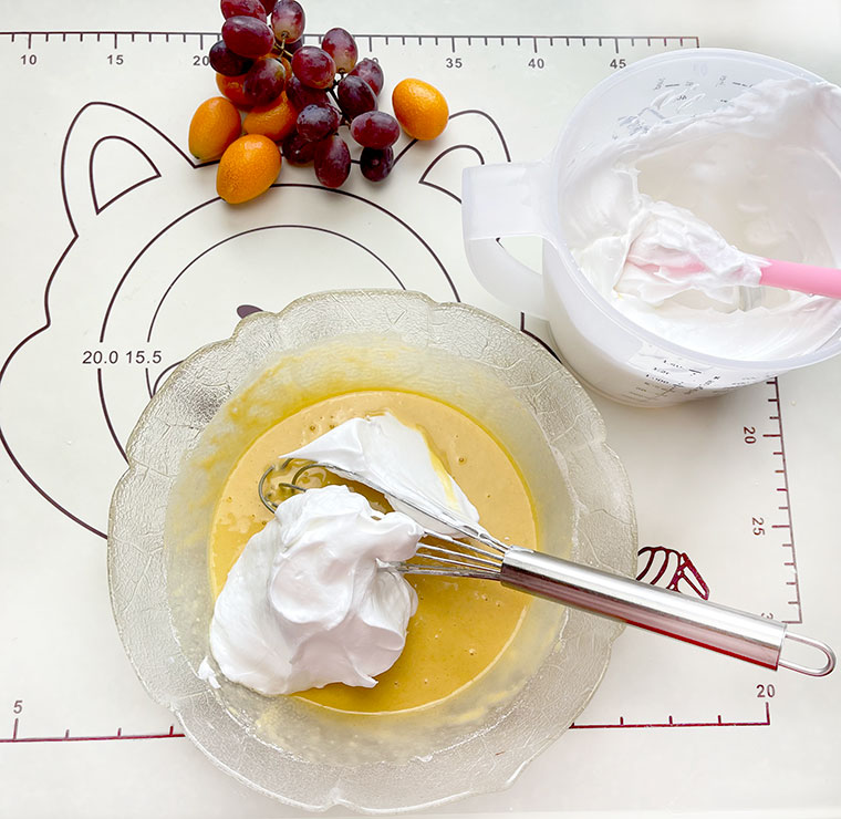 Rolada truskawkowa w galaretce