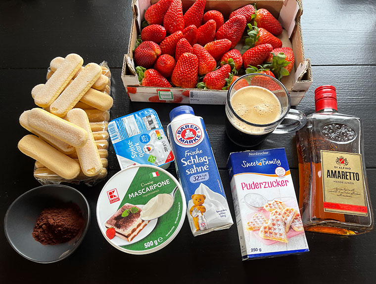 Tiramisu z truskawkami