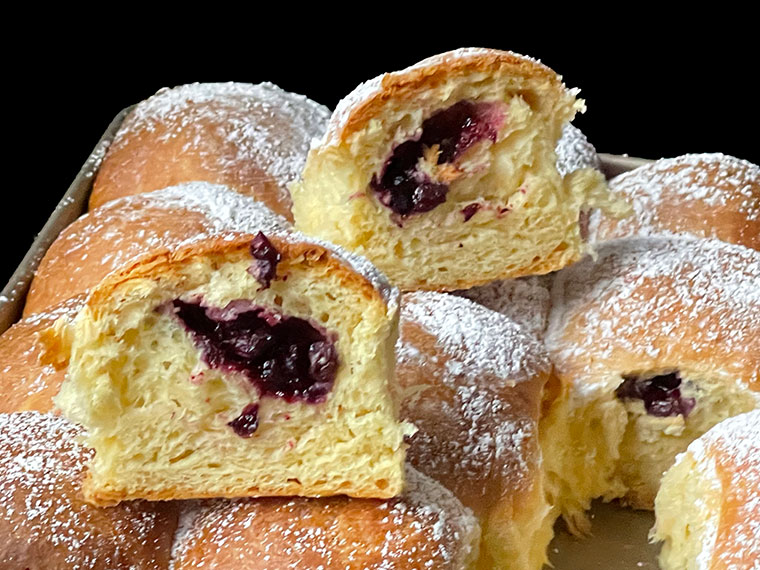 Heidelbeer-Buchteln - czyli bułeczki jagodowe