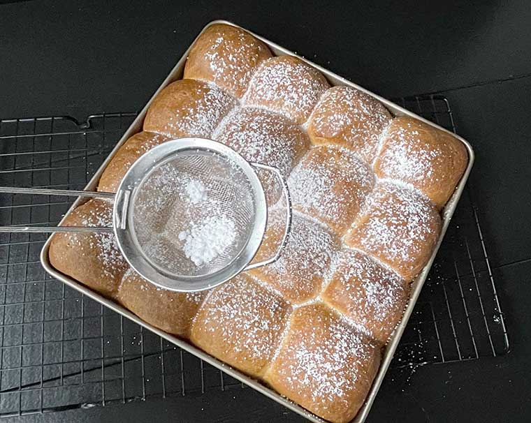 Heidelbeer-Buchteln - czyli bułeczki jagodowe