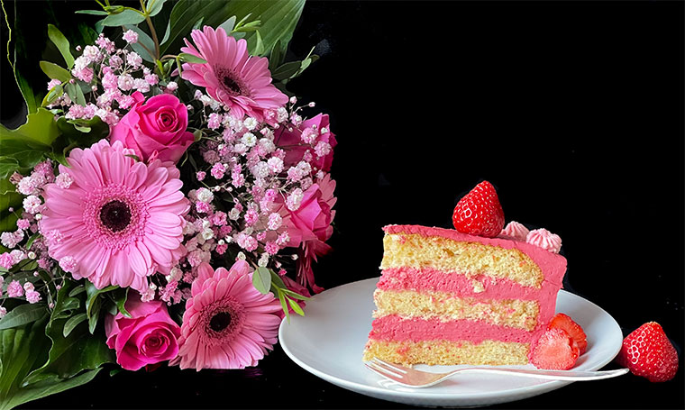 Truskawkowy - Tort - Urodzinowy