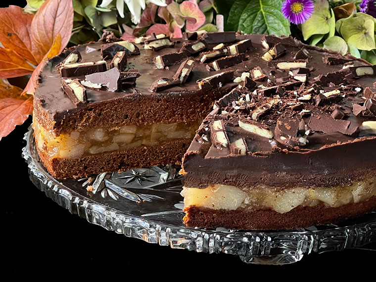 Czekoladowe ciasto z gruszkami