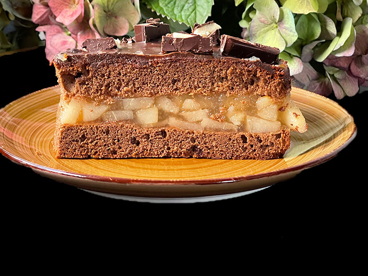 Czekoladowe ciasto z gruszkami