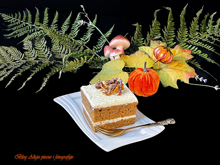 Marchewkowy przekładaniec kremowy