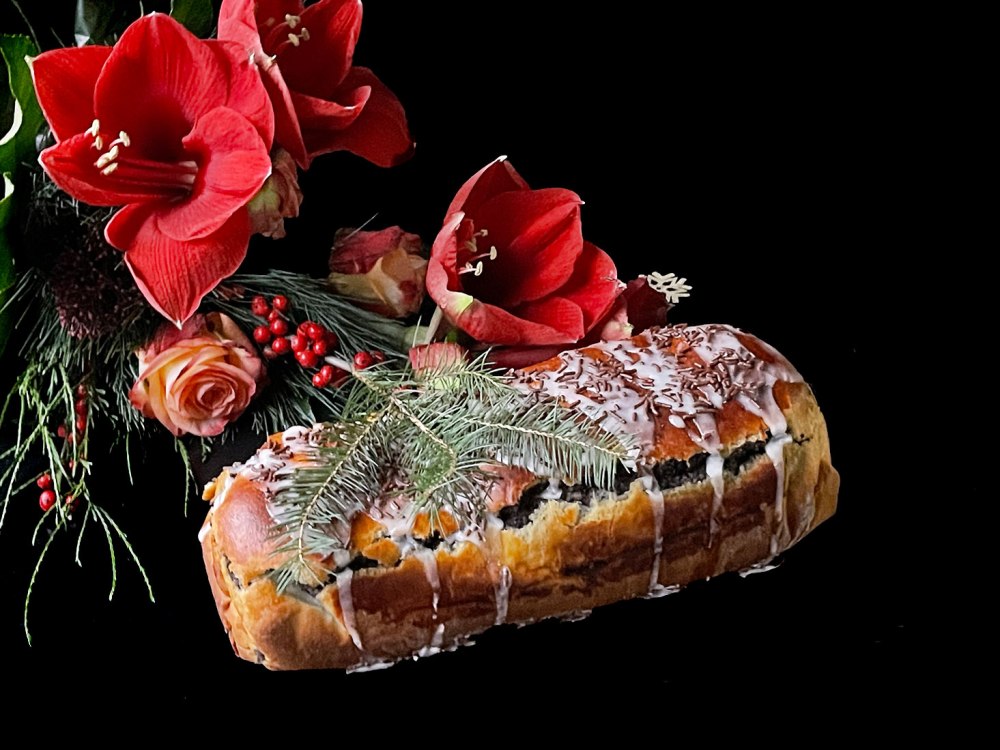 Makowiec drożdżowy