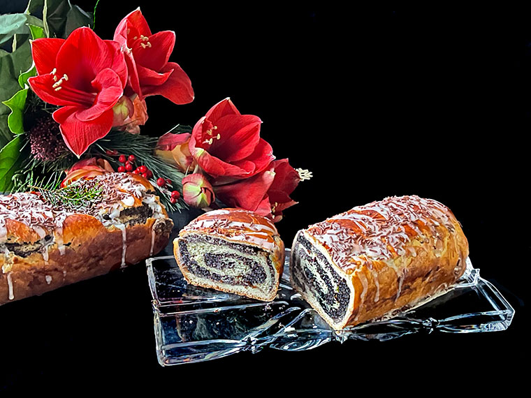 Makowiec drożdżowy