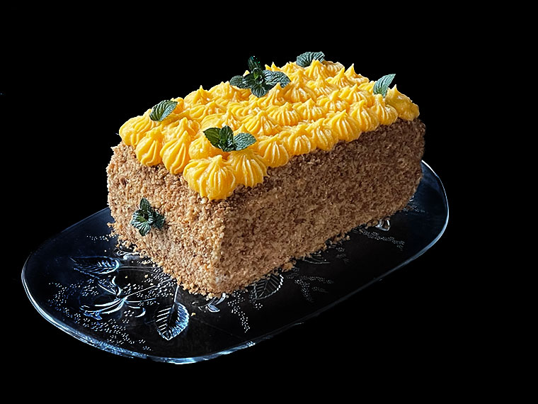 Pomarańczowy tort jak chmurka