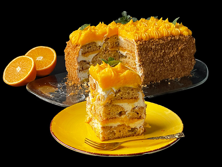 Pomarańczowy tort jak chmurka