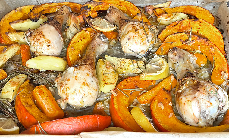 Hokkaido pieczona z udkami kurczaka