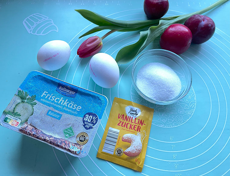 Ciasto owocowe z serkami