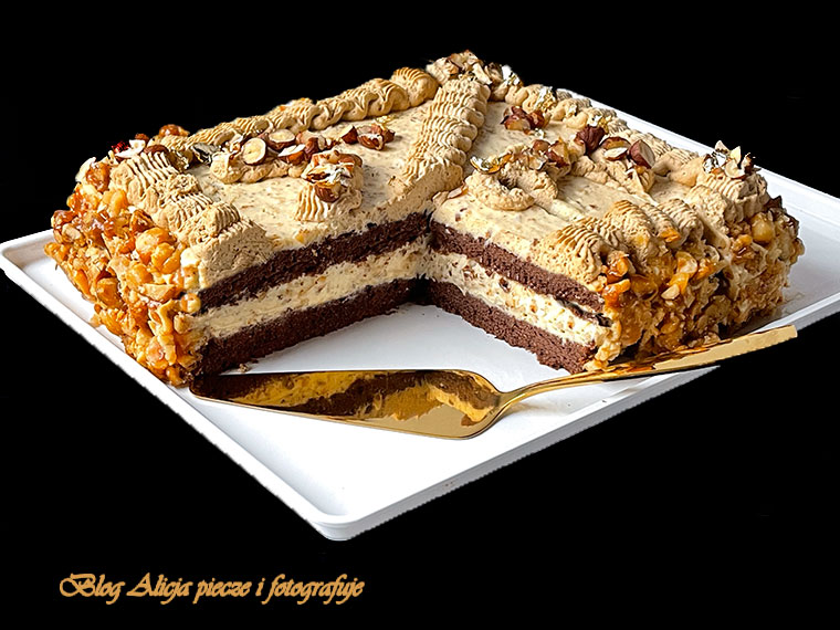 Tort orzechowy z Cappuccino