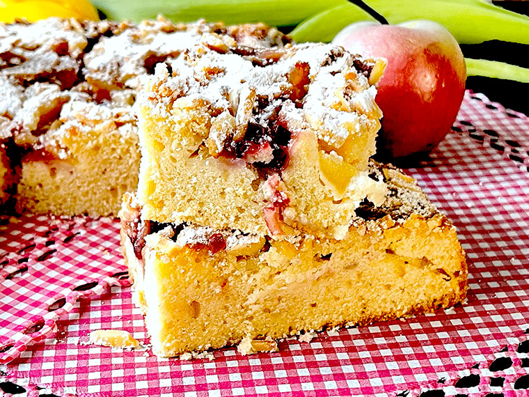 Jabłkowe ciasto kręcone