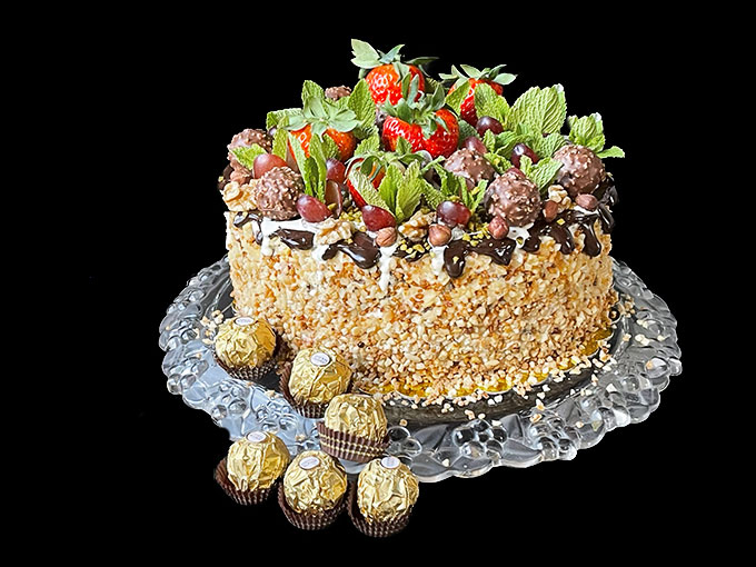 Tort czekoladowo - orzechowy 