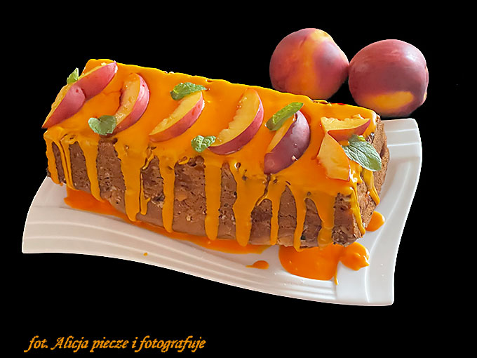 Brzoskwiniowe ciasto zwykłe